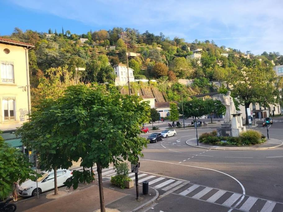 O Bon'Endroit - Appartement Confort - Centre Ville Vienne  Zewnętrze zdjęcie