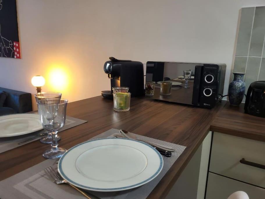 O Bon'Endroit - Appartement Confort - Centre Ville Vienne  Zewnętrze zdjęcie