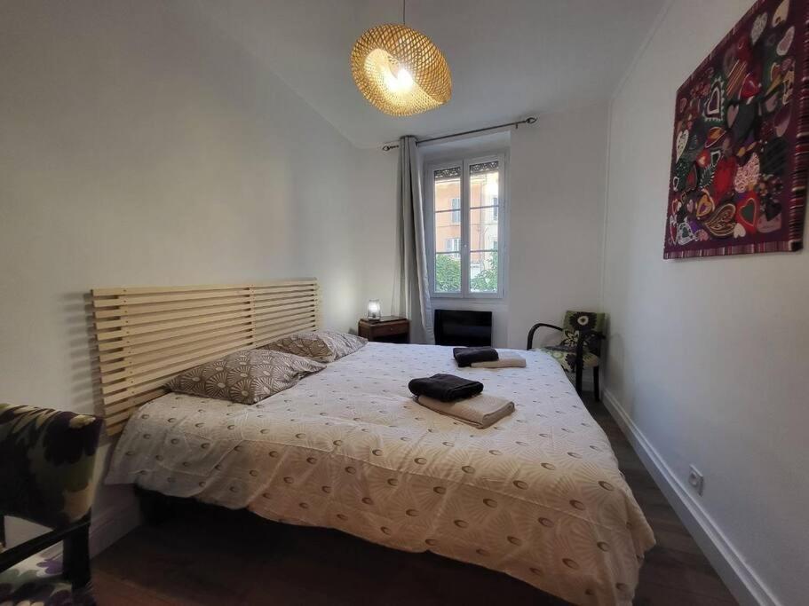 O Bon'Endroit - Appartement Confort - Centre Ville Vienne  Zewnętrze zdjęcie