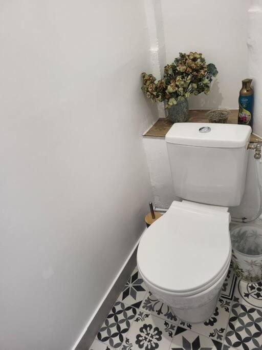 O Bon'Endroit - Appartement Confort - Centre Ville Vienne  Zewnętrze zdjęcie