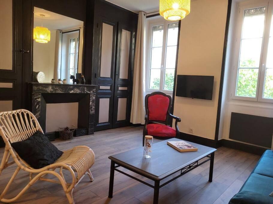O Bon'Endroit - Appartement Confort - Centre Ville Vienne  Zewnętrze zdjęcie